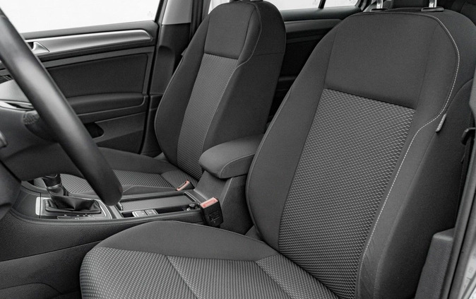 Volkswagen Golf cena 69900 przebieg: 60098, rok produkcji 2019 z Annopol małe 667